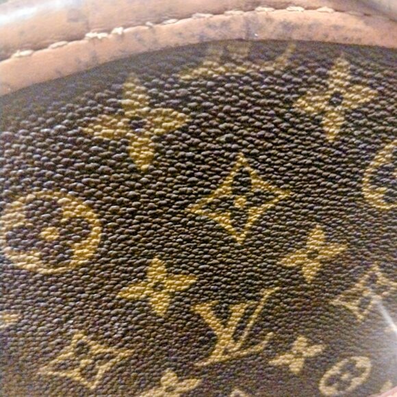 Louis Vuitton vintage bucket bag - Picture 11 of 13